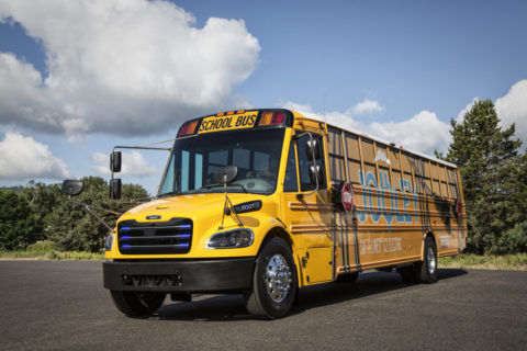 Daimler Trucks-Tochter liefert 50 voll-elektrische Schulbusse für den Bundesstaat Virginia