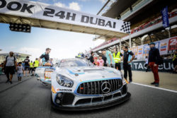 Customer Racing: Saisonauftakt 2020: Mercedes-AMG Motorsport startete mit neuem GT3-Fahrzeug in die Jubiläumssaison Foto: Der Mercedes-AMG GT4 #488 von Dragon Racing beim 24H Dubai 2019 