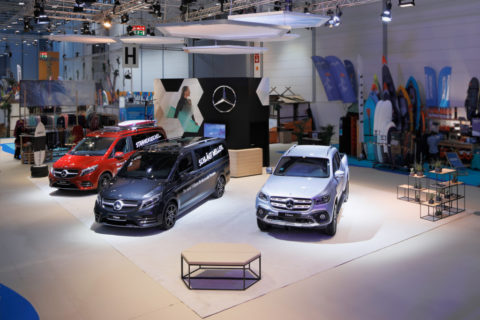 Surfsport im Winter: Mercedes-Benz Vans auf der boot 2020 in Düsseldorf