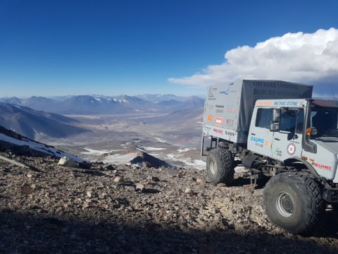 High Altitude Truck Expedition 2019: Zwei Unimogs fahren in Chile auf 6.694 Meter - Höhen-Weltrekord