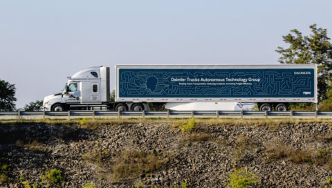 Daimler Trucks und Torc Robotics weiten Erprobung automatisierter Lkw auf US-Highways aus