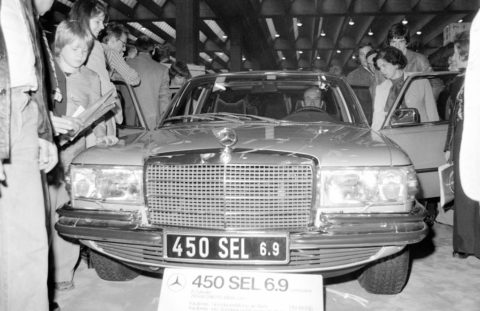 Vor 45 Jahren: Der Mercedes-Benz 450 SEL 6.9 feiert seine Premiere Foto: Sensation auf der IAA 1975