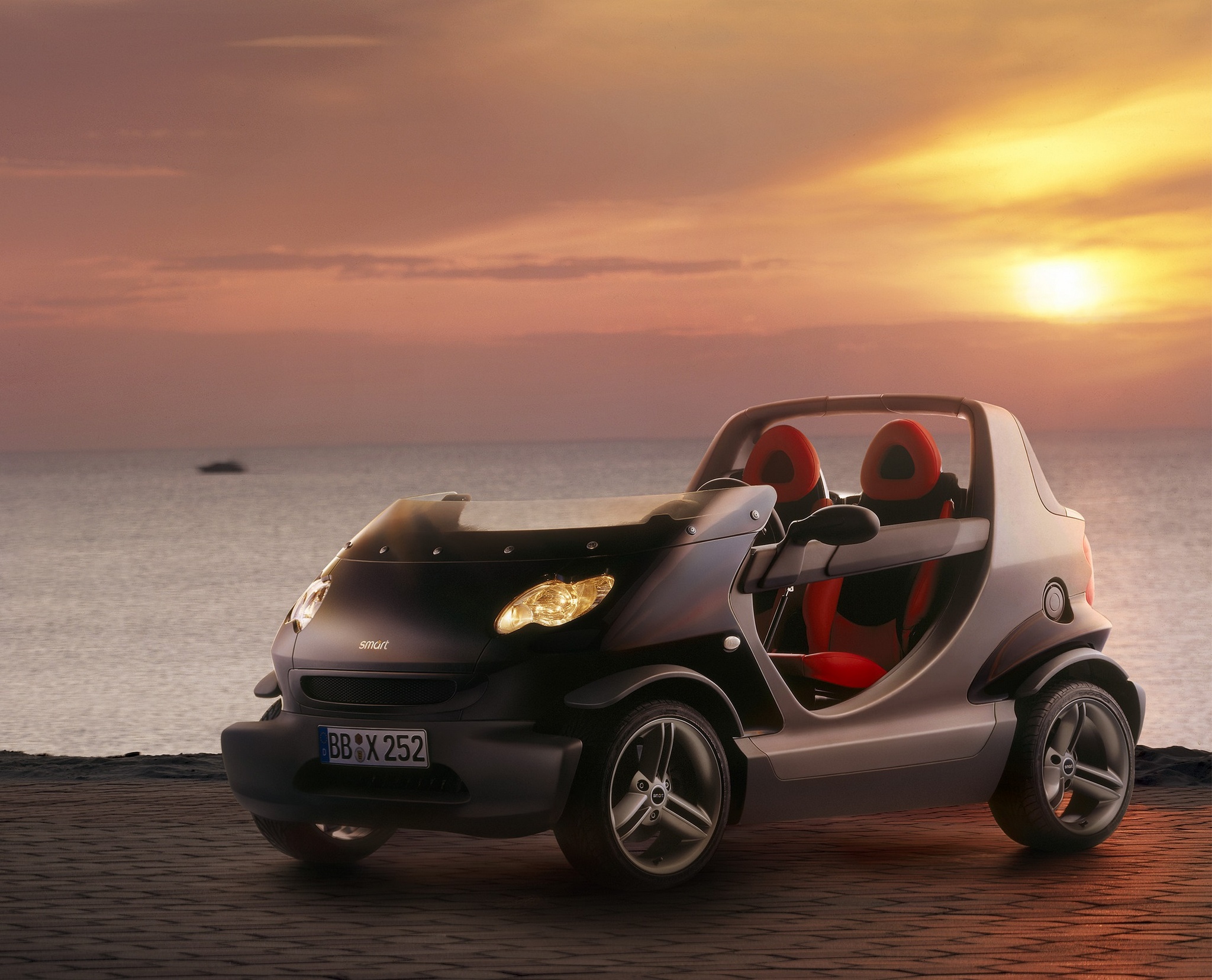 ohne turen dach windschutzscheibe und mit einem einmaligen fahrgefuhl der smart crossblade wird 18 mercedes seite