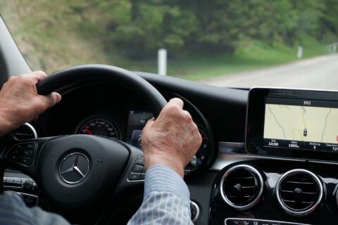 GPS-Tracker für Autos – so schützen Sie Ihren Mercedes